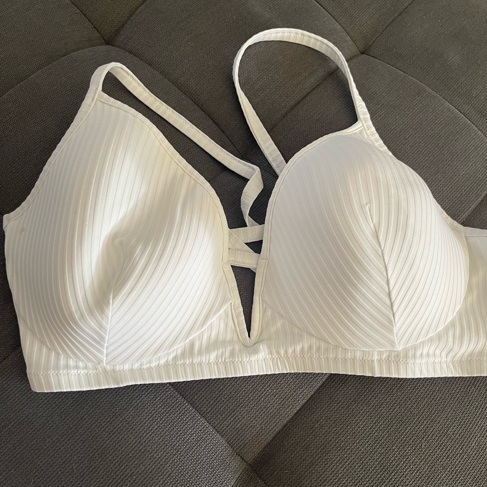 Underwire bikini top